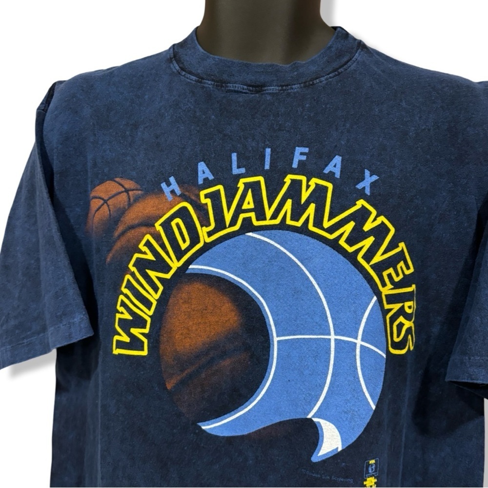 Vintage 1992 Halifax WindJammers T-Shirt - Picture 2 of 3
